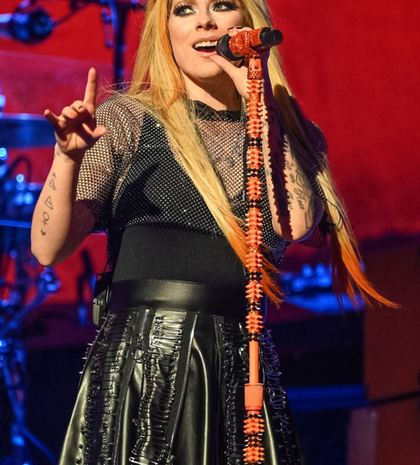Image 8014919 from Avril Lavigne
