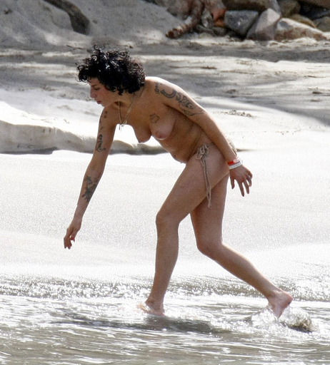 Image 2131016 from Amy Winehouse