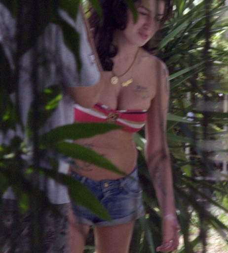 Image 2132765 from Amy Winehouse