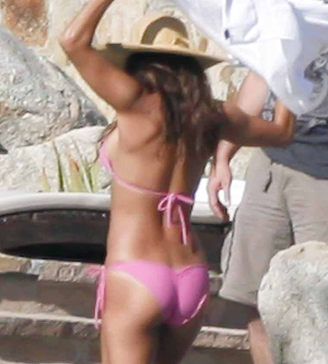 Image 2125793 from Vanessa Minnillo