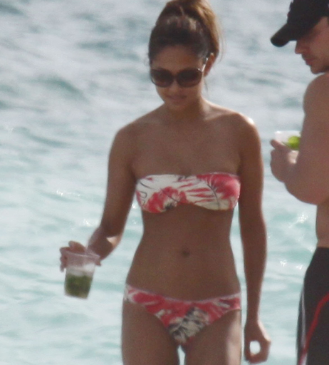 Image 2125356 from Vanessa Minnillo