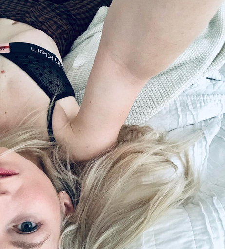 Image 2115396 from Emily Kinney