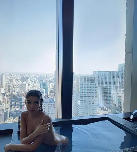 Image 2111793 from Yovanna Ventura