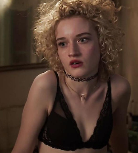 Image 2111185 from Julia Garner