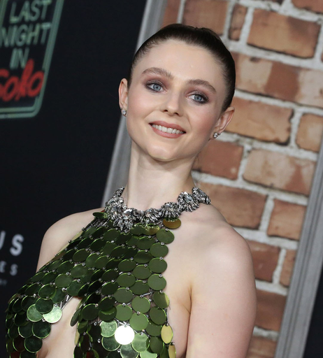 Image 2111004 from Thomasin McKenzie