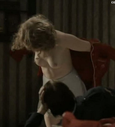 Image 2112353 from Claire Foy