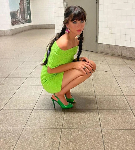 Image 2110450 from Malina Weissman