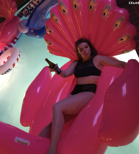 Image 2106319 from Natasha Leggero
