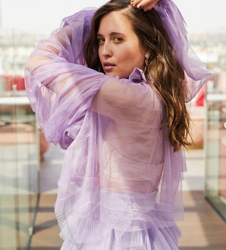 Image 2101249 from Alice Merton