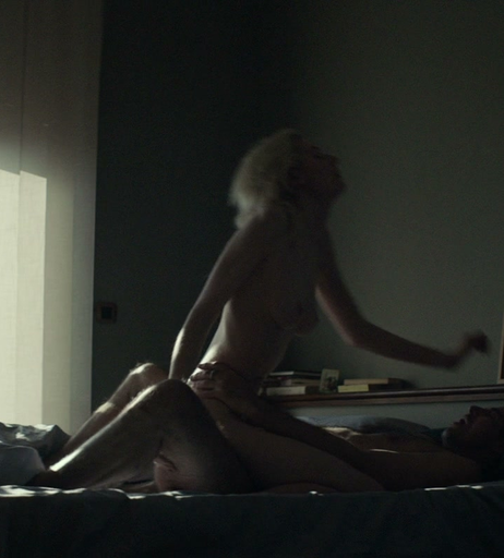 Image 2109356 from Elizabeth Debicki