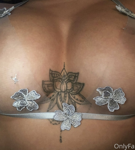 Image 2108203 from Chloe Fleming