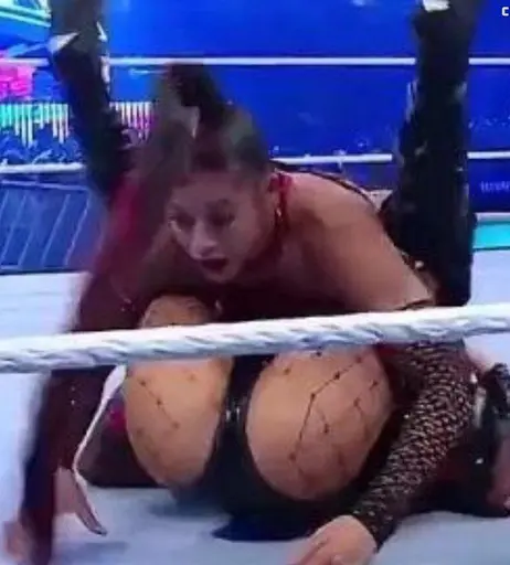 Image 2853653 from Becky Lynch