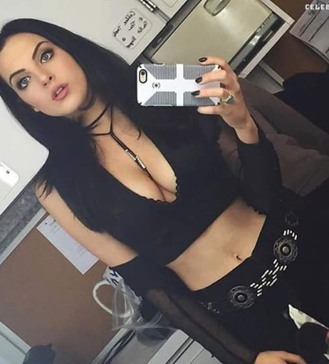 Image 2824492 from Elizabeth Gillies