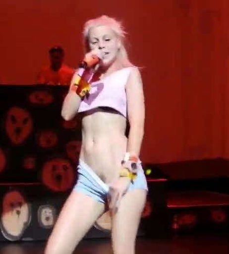 Image 2821836 from Yolandi Visser