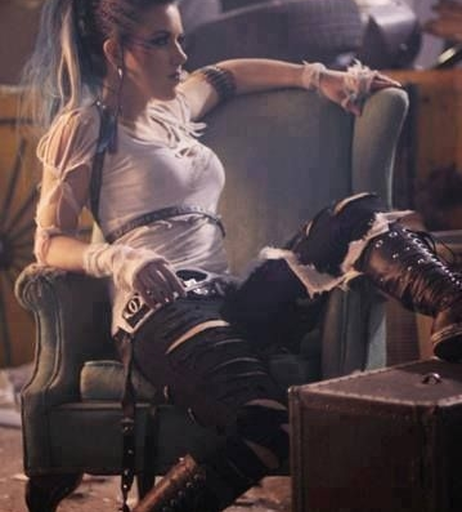 Image 2822390 from Alissa White-Gluz