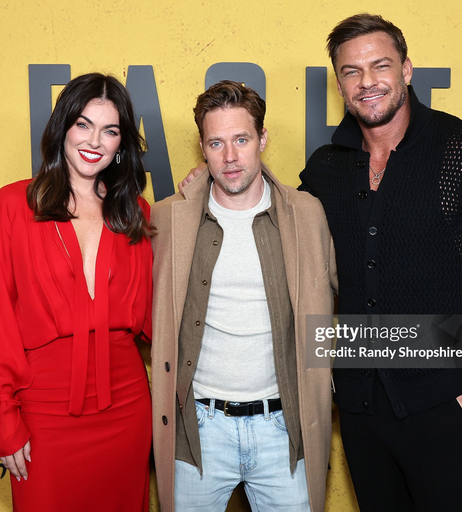 Image 2829496 from Serinda Swan