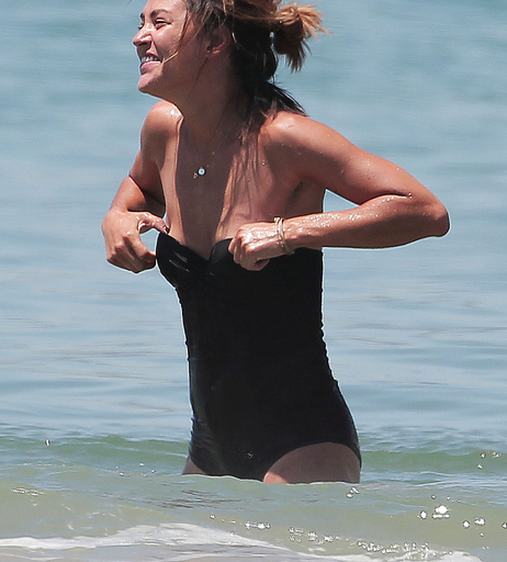 Image 2817133 from Jessica Szohr