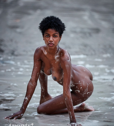 Image 2813975 from Ebonee Davis