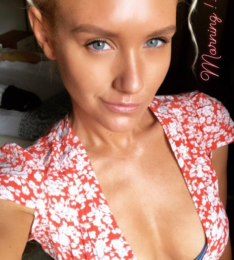 Image 2999633 from Nicky Whelan