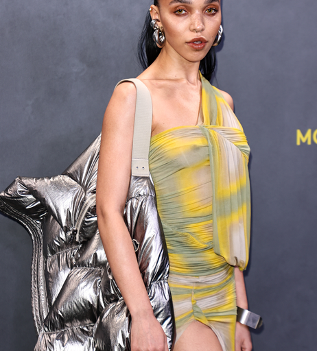 Image 2981432 from FKA Twigs