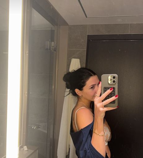 Image 2920766 from ellievandeel