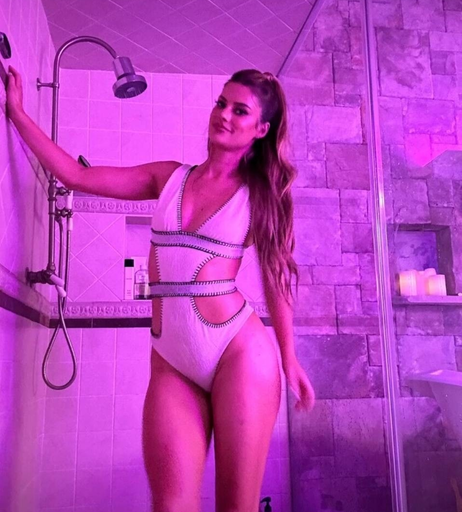 Image 2900593 from Hannah Stocking
