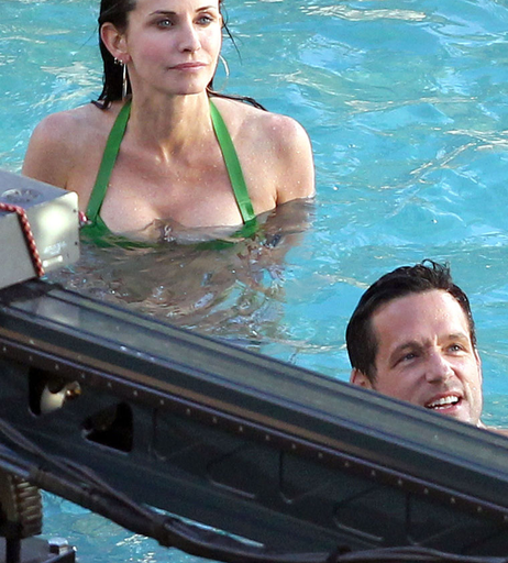 Image 2688751 from Courteney Cox
