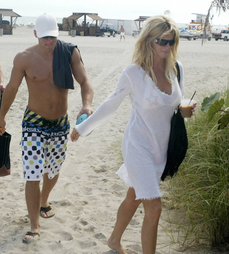 Image 2746428 from Rachel Hunter