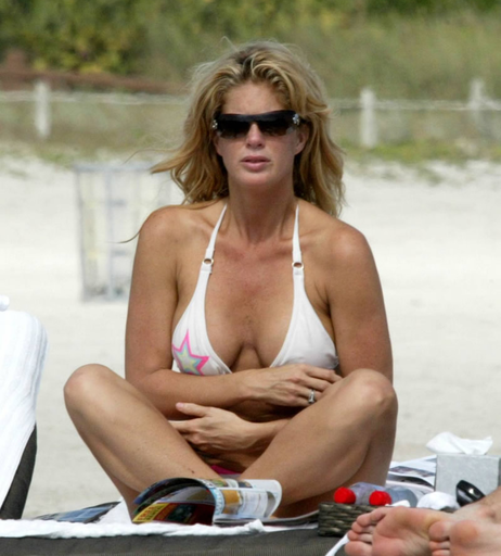 Image 2746389 from Rachel Hunter