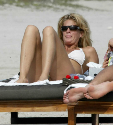 Image 2746374 from Rachel Hunter