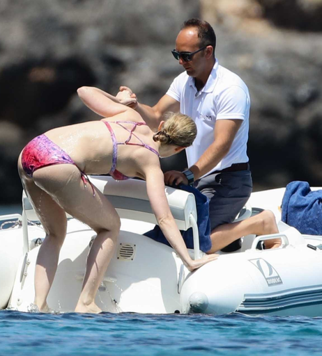 Image 2741478 from Emily Blunt