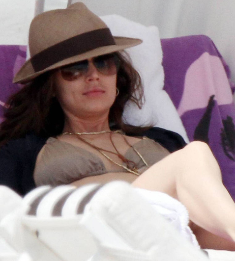 Image 2742105 from Eliza Dushku