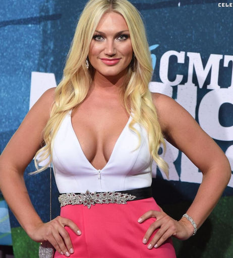 Image 2729036 from Brooke Hogan