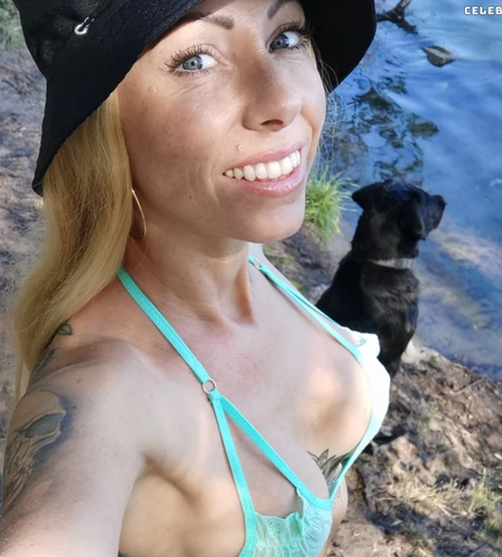 Image 2701237 from Lara-Foxx