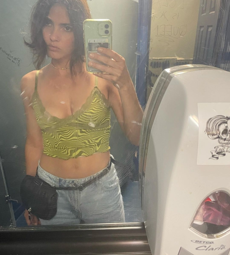 Image 2095528 from Shelley Hennig