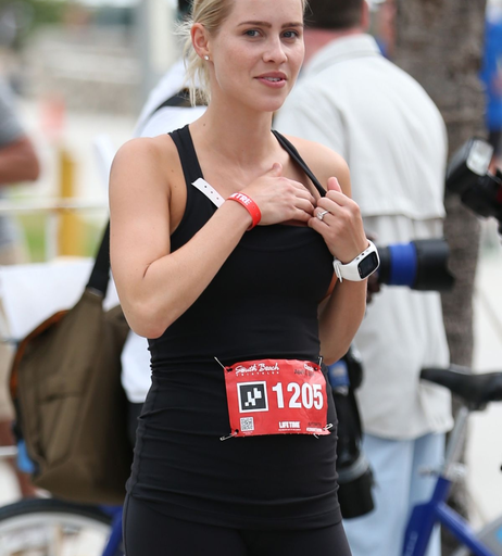 Image 2096143 from Claire Holt