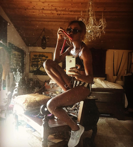 Image 2084516 from Alicia Fox