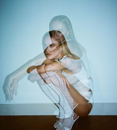Image 2082763 from Maika Monroe