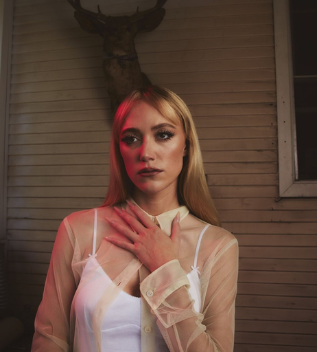 Image 2083271 from Maika Monroe