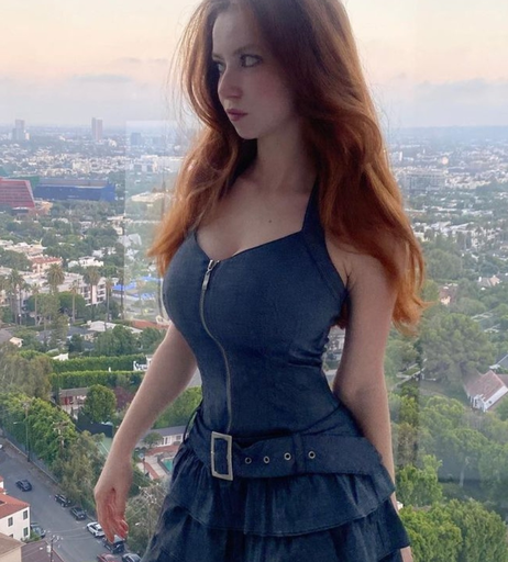 Image 2080997 from Francesca Capaldi