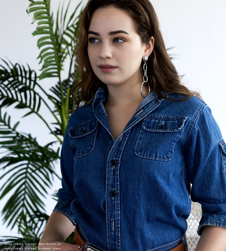 Image 2089617 from Mary Mouser