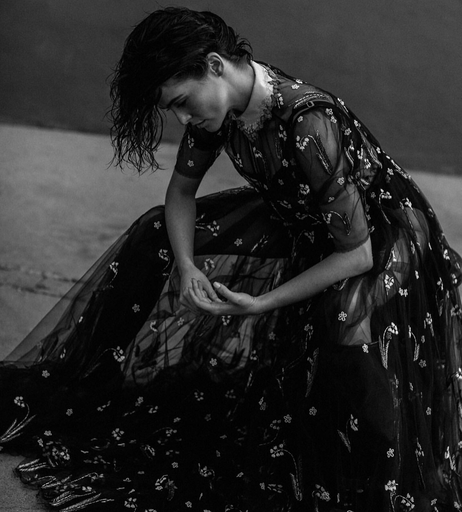 Image 2076419 from Zoey Deutch