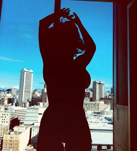 Image 2071145 from Milana Vayntrub