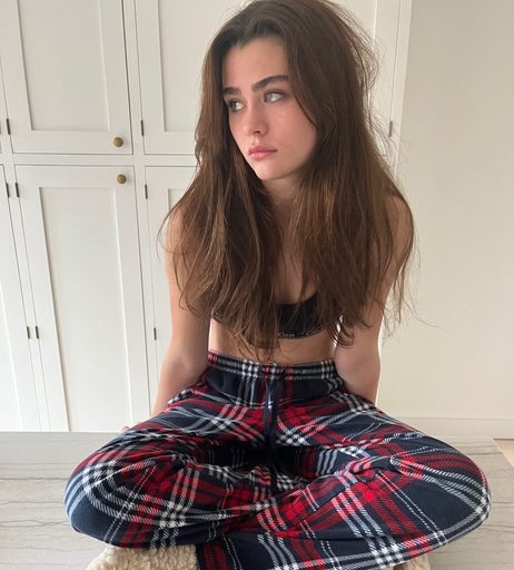 Image 2073132 from Lola Flanery