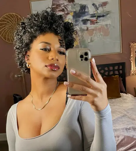 Image 2079275 from Taylor Rooks