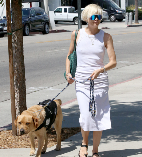 Image 2011797 from Selma Blair