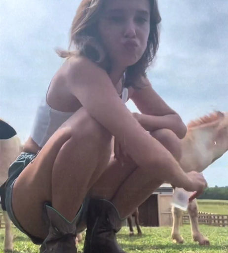 Image 2013884 from Millie Bobby Brown