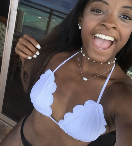 Image 2008813 from Simone Biles