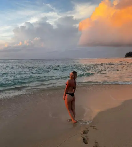 Image 11952203 from Julianna Elisee / @juliannaelisee / @elizabethgrantfandom