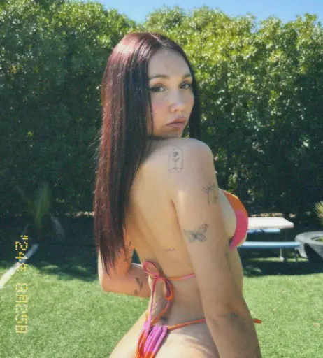 Image 11938726 from Valeria Garcia / _vaalvaal._